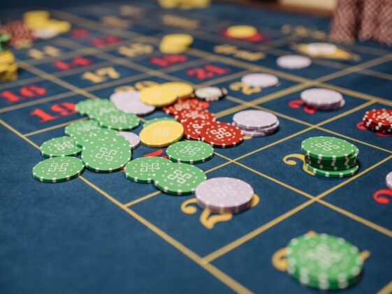 Gambling's Mathematical Beauty